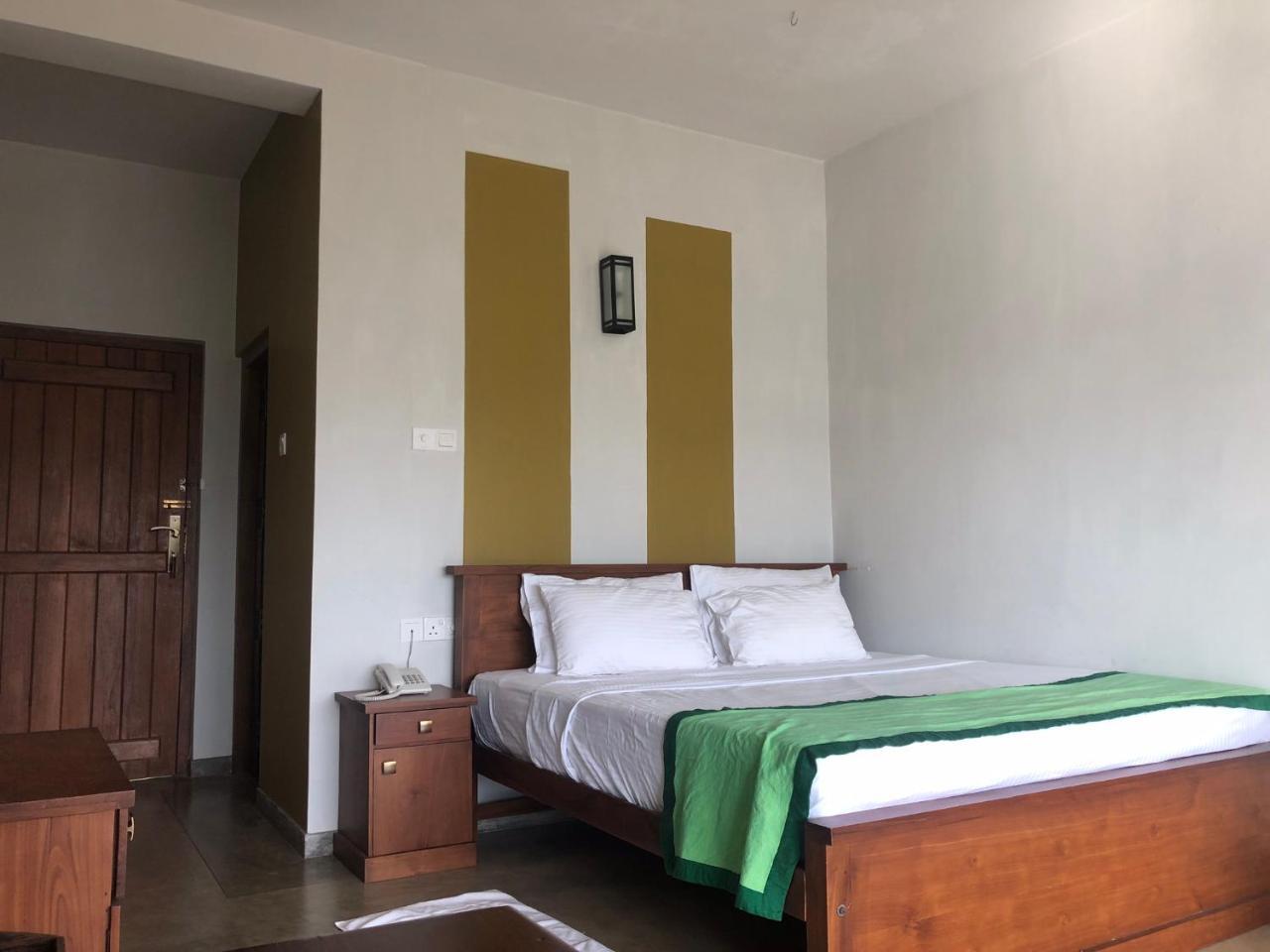 Lotus Villa Holiday Resort Matara Bagian luar foto